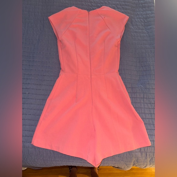 Guess Romper - Picture 3 of 3